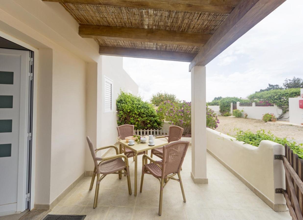 Es Garrovers - Formentera Break San Ferrán de ses Roques Ngoại thất bức ảnh