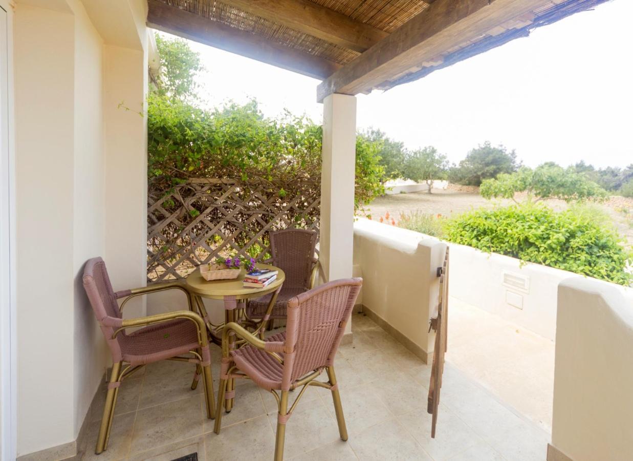 Es Garrovers - Formentera Break San Ferrán de ses Roques Ngoại thất bức ảnh